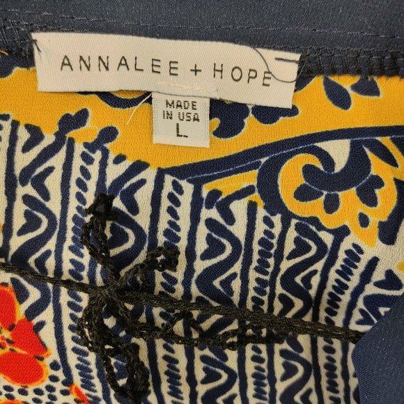 Annalee & Hope Women's V Neck Sheer Blouse Size Large Multicolored Patterned 3/4 - Picture 2 of 4